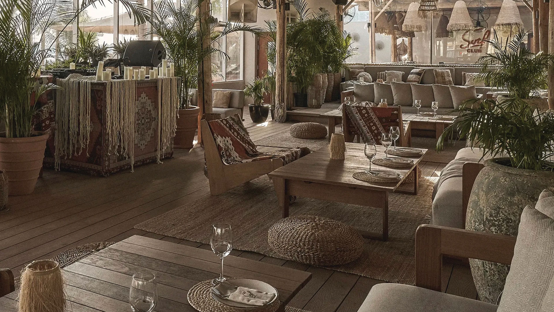 SURF CLUB Surf Club Ladies Night Dubai